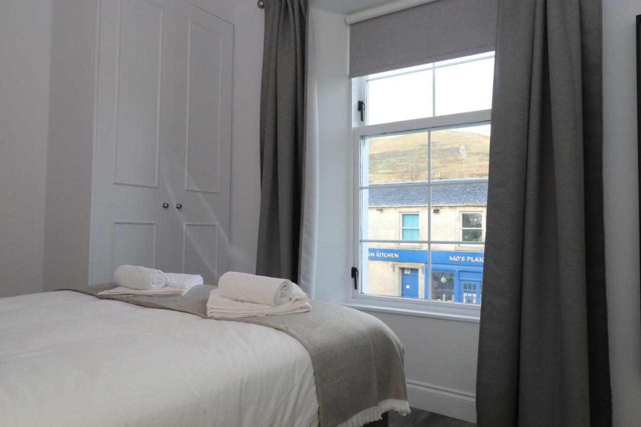 Apartments-39 Bridge Street *