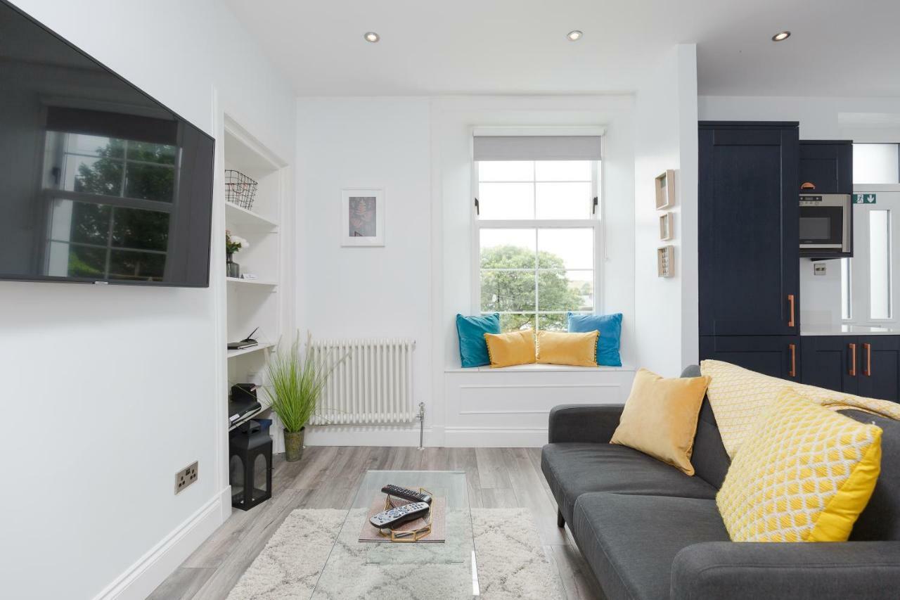 Apartments-39 Bridge Street *